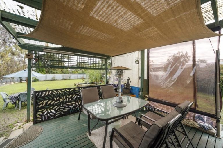 Photo of property in 16 Lyon Street, Marton, 4710