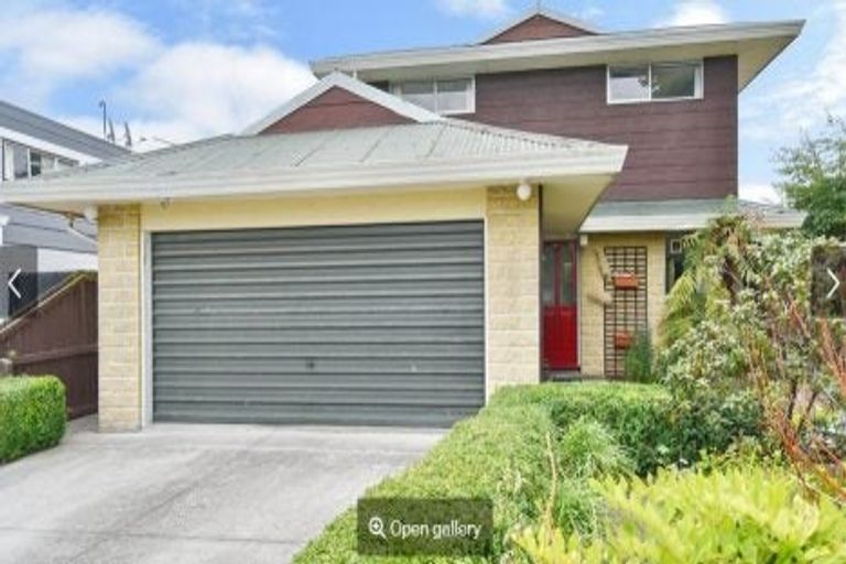 Photo of property in 1/10 Rachel Place, Avonhead, Christchurch, 8042