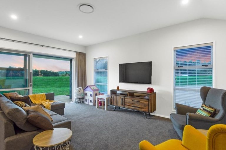 Photo of property in 84 Stableford Drive, Greerton, Tauranga, 3112