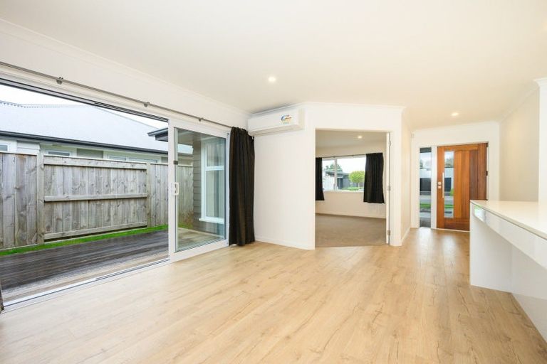 Photo of property in 29 Freedom Drive, Kelvin Grove, Palmerston North, 4414