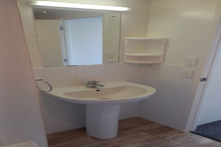 Photo of property in The Rennaissance, 5j/18 Ronwood Avenue, Manukau, Auckland, 2104