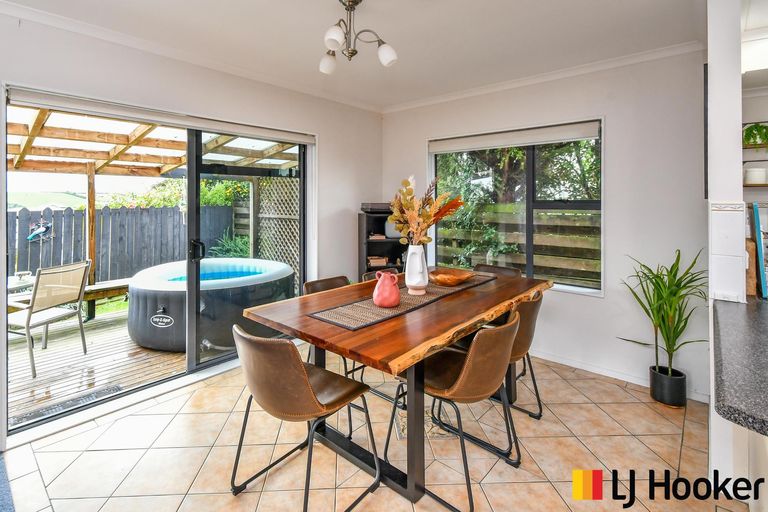 Photo of property in 7a Isabella Drive, Pukekohe, 2120
