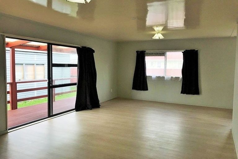 Photo of property in 33 Valentine Street, Papakura, 2110