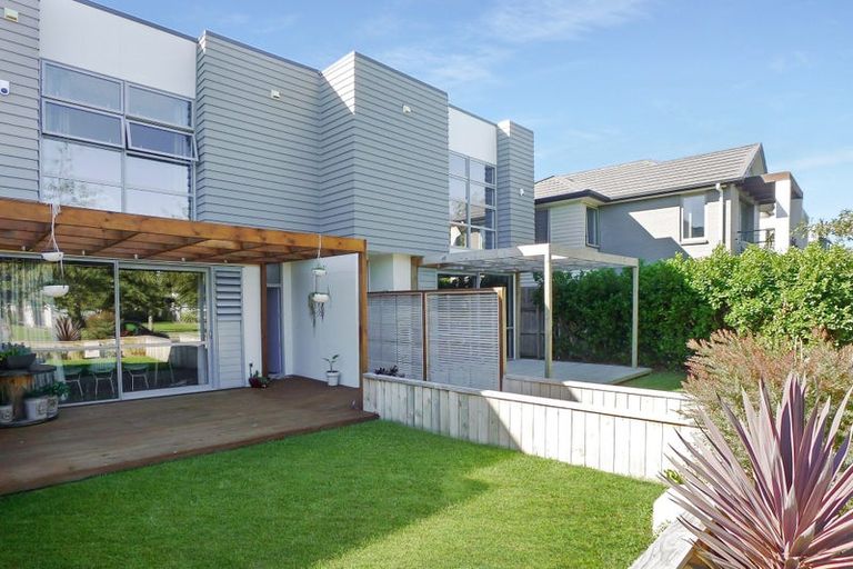 Photo of property in 11 Kauri Drive, Takanini, 2112