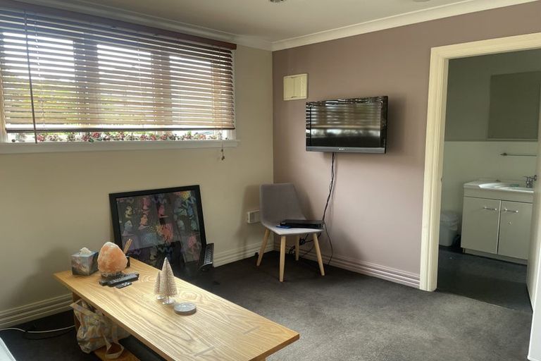 Photo of property in 210 Tinakori Road, Thorndon, Wellington, 6011