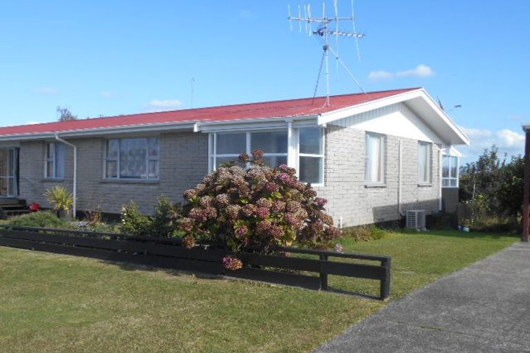 Photo of property in 27 Hall Road, Matua, Tauranga, 3110