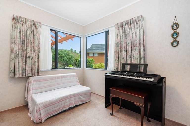 Photo of property in 15 Augusta Place, Te Kamo, Whangarei, 0112