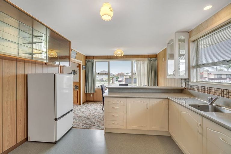 Photo of property in 61 Boston Avenue, Hornby, Christchurch, 8042