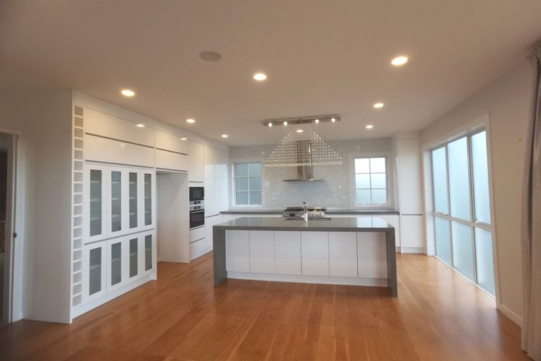 Photo of property in 1004a East Coast Road, Northcross, Auckland, 0630