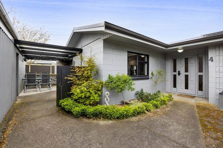 Photo of property in 4 Douglas Street, Hawera, 4610