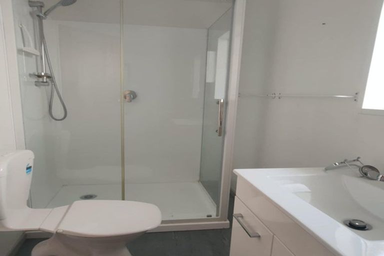 Photo of property in 20 Edgeware Road, Palmerston North, 4410