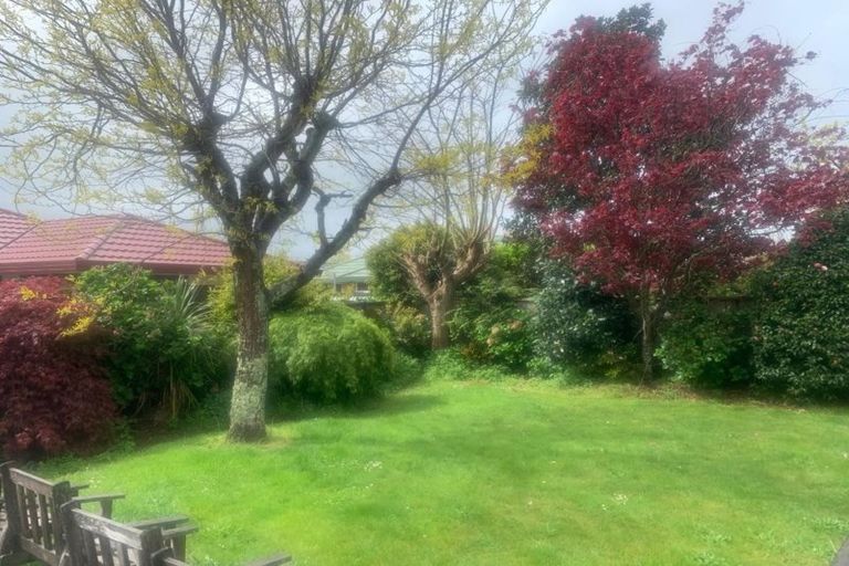 Photo of property in 24 Caversham Drive, Rototuna, Hamilton, 3210