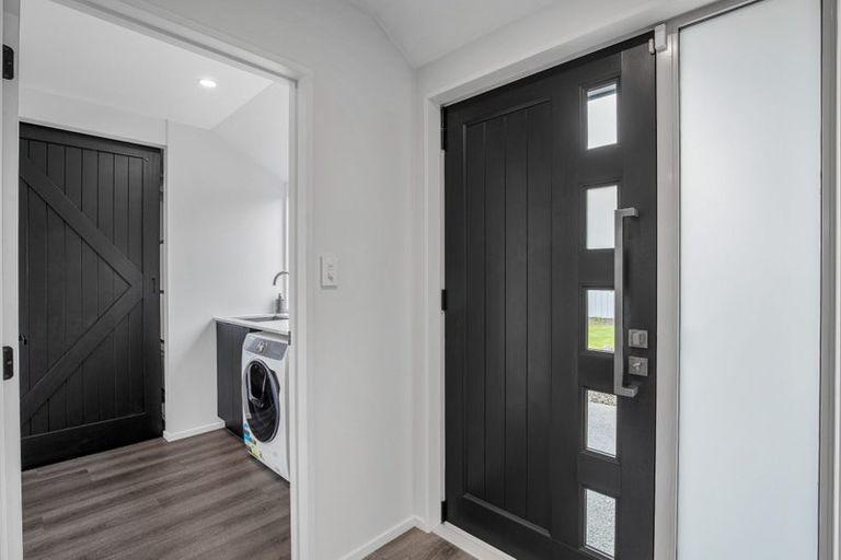 Photo of property in 10a Manor Drive, Rolleston, 7614