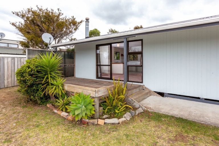 Photo of property in 309 Linton Crescent, Whangamata, 3620
