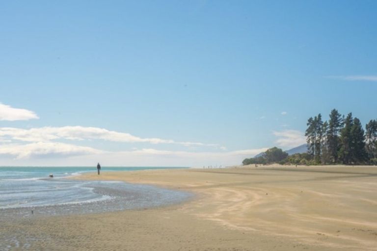 Photo of property in 1/91 Parkers Road, Tahunanui, Nelson, 7011