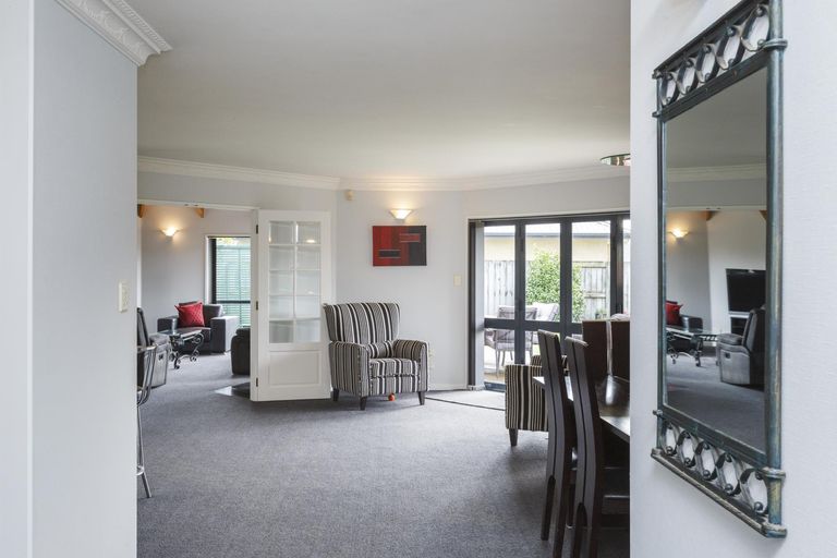 Photo of property in 82 Amberley Avenue, Highbury, Palmerston North, 4412