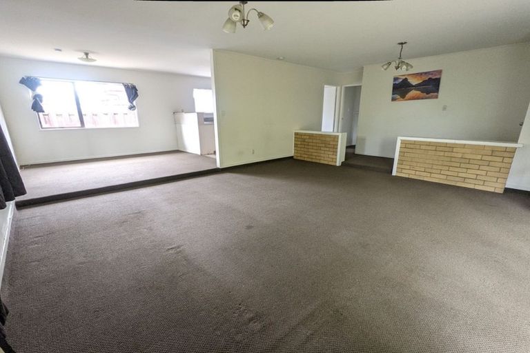Photo of property in 2 Ti Nana Crescent, Henderson, Auckland, 0610