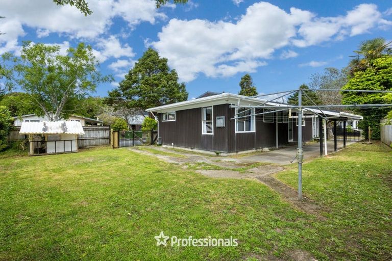 Photo of property in 33 Larchmont Grove, Totara Park, Upper Hutt, 5018