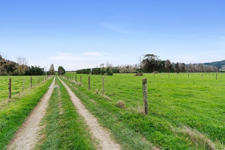 Photo of property in 459 Muhunoa Road East, Muhunoa East, Levin, 5570