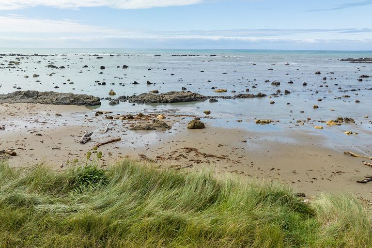 Photo of property in 1061 Mataikona Road, Mataikona, Tinui, 5889