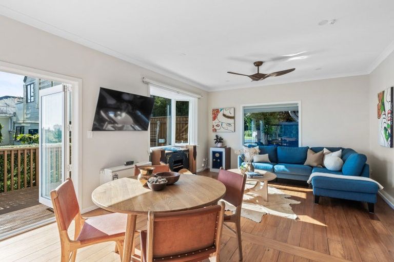 Photo of property in 44 Victoria Road, New Plymouth, 4310