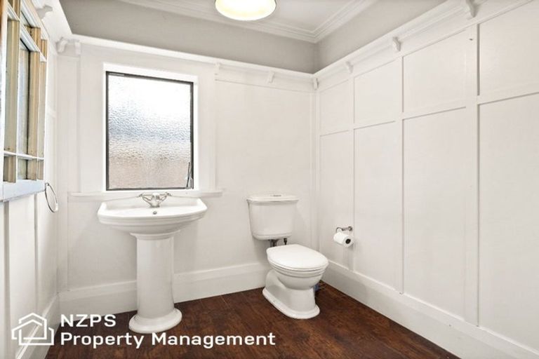 Photo of property in 169 Victoria Road, Saint Clair, Dunedin, 9012