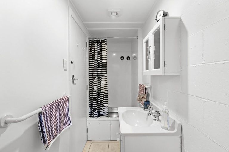 Photo of property in 9 Hampden Street, Awapuni, Palmerston North, 4412