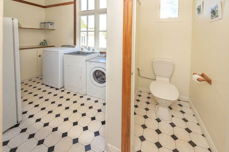 Photo of property in 25 Milne Street, Marton, 4710