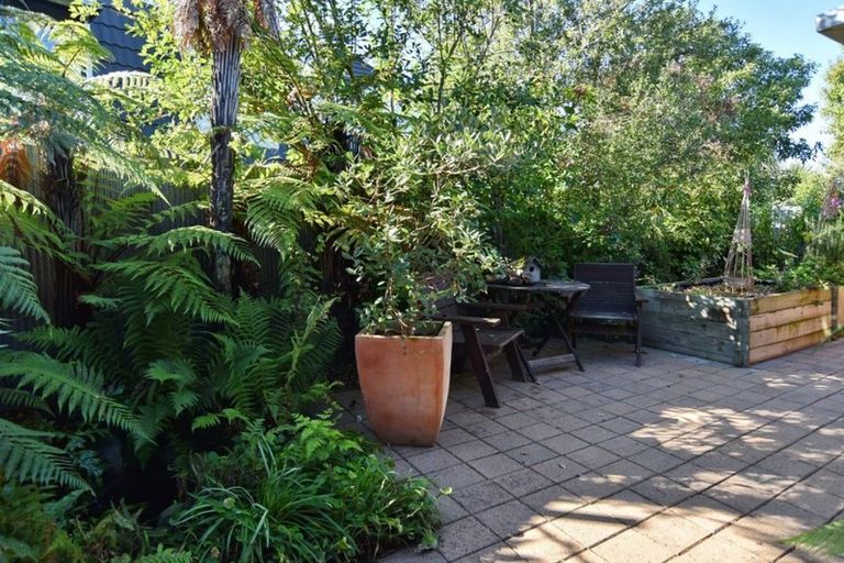 Photo of property in 1 Lacy Gate Place, Woodend, 7610