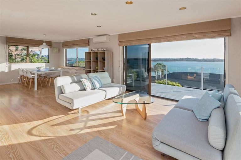 Photo of property in 12 Bucklands Beach Road, Bucklands Beach, Auckland, 2012