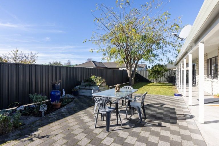 Photo of property in 2/64 Guppy Road, Greenmeadows, Napier, 4112
