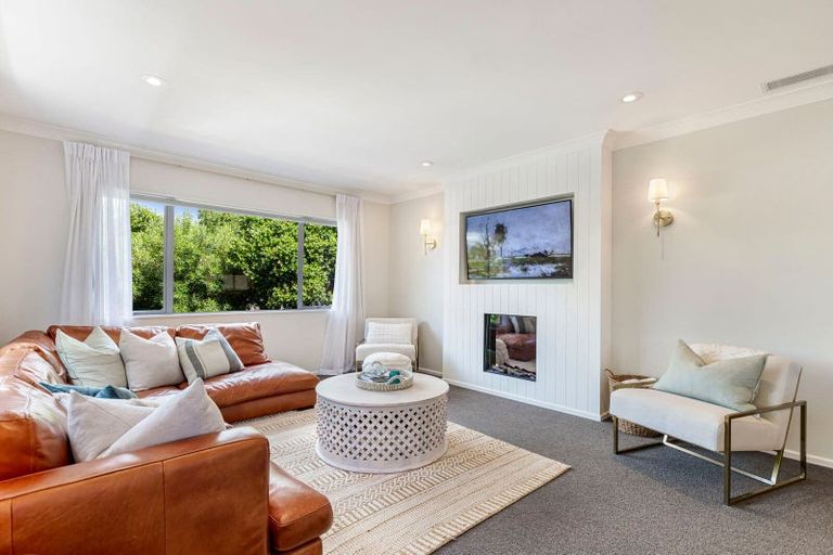 Photo of property in 4 Brandon Road, Manly, Whangaparaoa, 0930