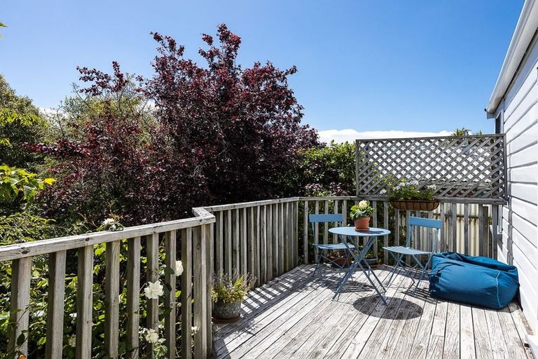 Photo of property in 35 Brownville Crescent, Maori Hill, Dunedin, 9010