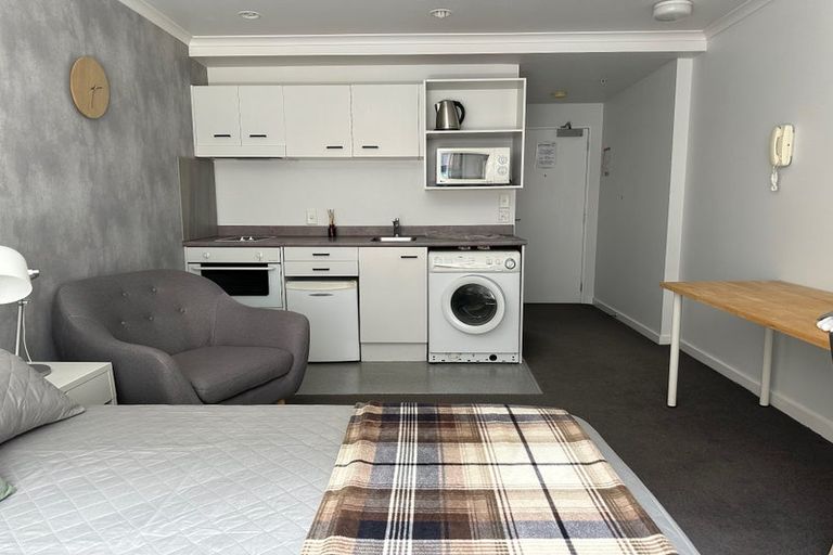 Photo of property in Aitken Street Apartments, 606/5 Aitken Street, Thorndon, Wellington, 6011