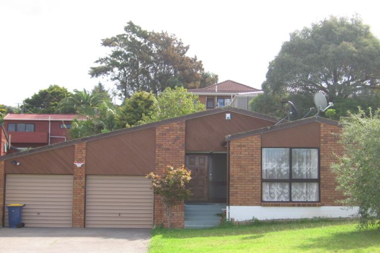 Photo of property in 61 Nigel Road, Browns Bay, Auckland, 0630
