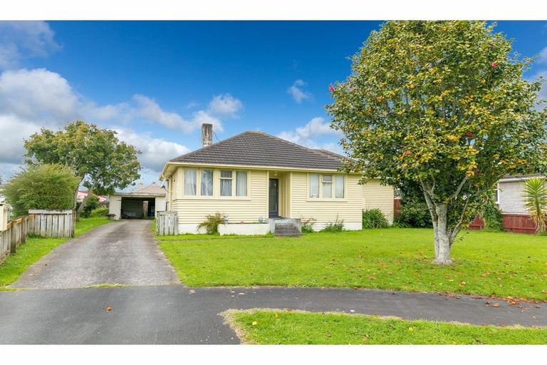 Photo of property in 4 Mcpherson Place, Fairfield, Hamilton, 3214