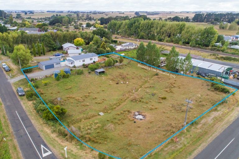Photo of property in 42 Hastings Street, Halcombe, Feilding, 4779