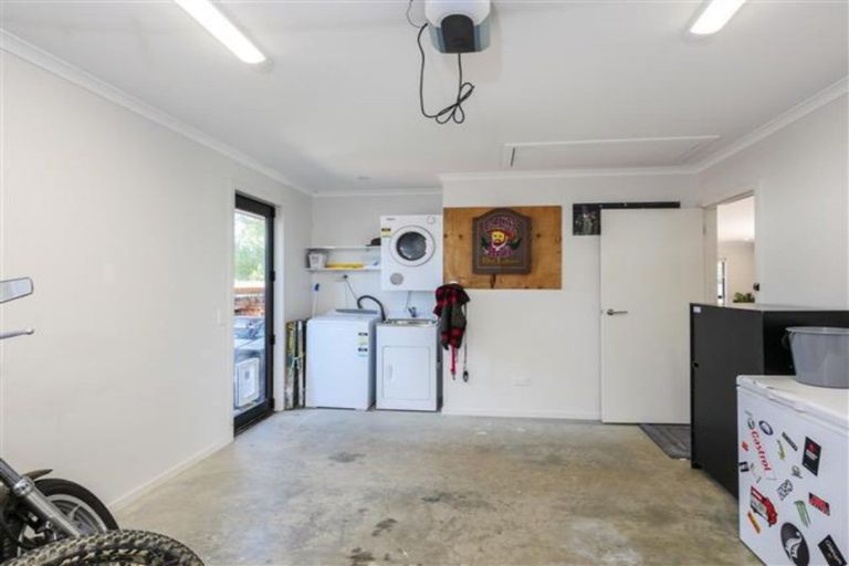 Photo of property in 2 Snowdon Street, Allanton, Mosgiel, 9092