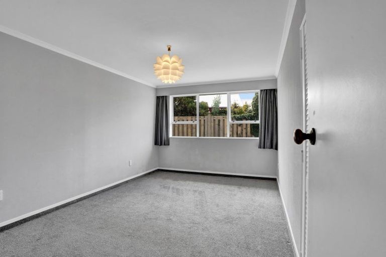 Photo of property in 14 Heaphy Road, Opunake, 4616