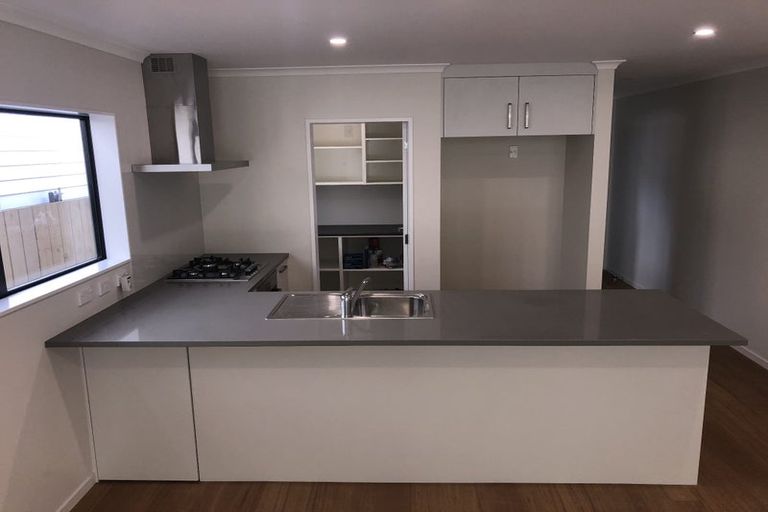 Photo of property in 59 Melksham Drive, Churton Park, Wellington, 6037