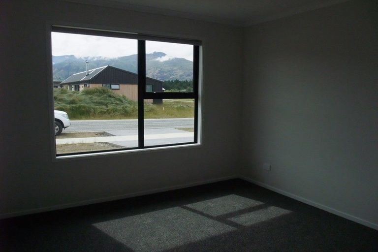 Photo of property in 4 Brewster Crescent, Lake Hawea, Wanaka, 9382