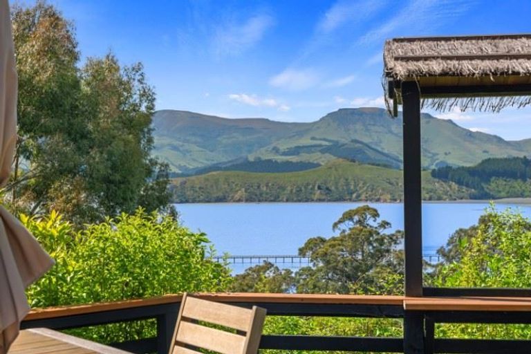 Photo of property in 1091 Dyers Pass Road, Governors Bay, Lyttelton, 8971