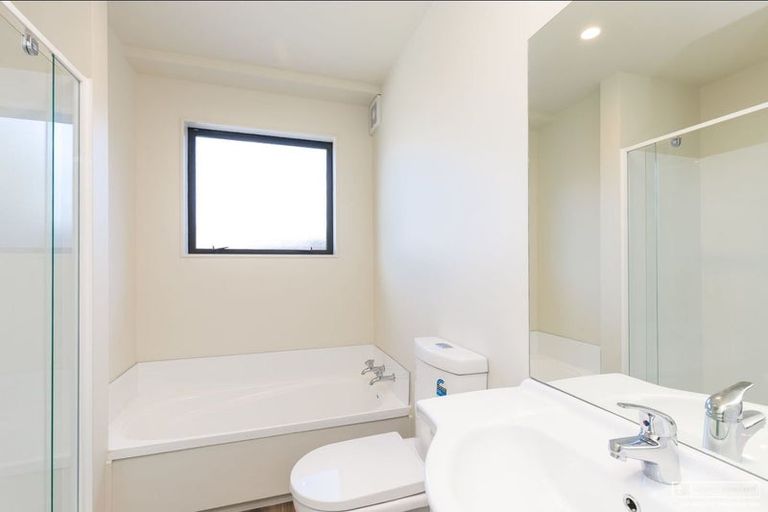 Photo of property in 165b Broderick Road, Johnsonville, Wellington, 6037