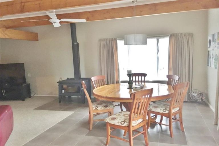 Photo of property in 33 Bens Place, Springvale, Whanganui, 4501