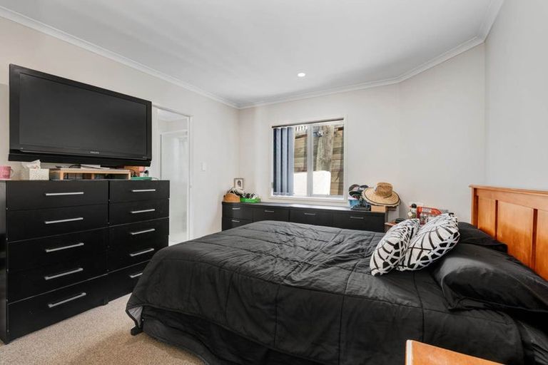 Photo of property in 1 Puarangi Lane, Stanmore Bay, Whangaparaoa, 0932