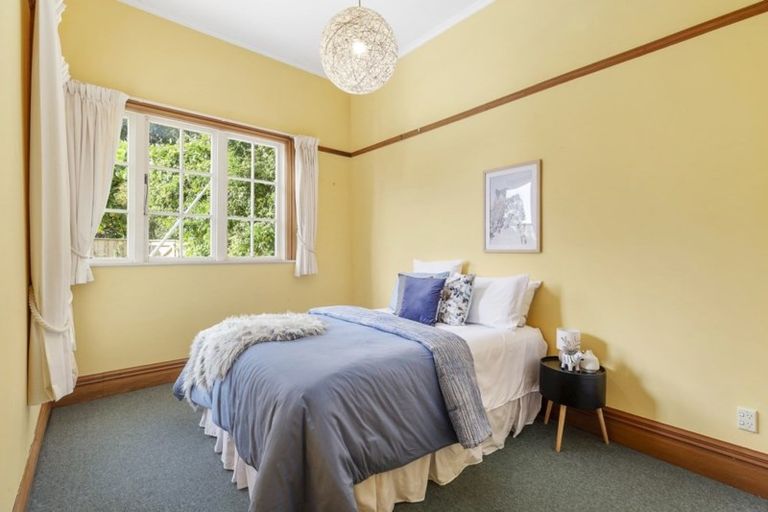 Photo of property in 27 Boundary Road, Kelburn, Wellington, 6012