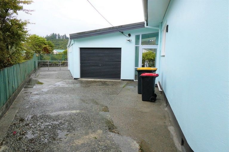 Photo of property in 102 Marsden Road, Greymouth, 7805
