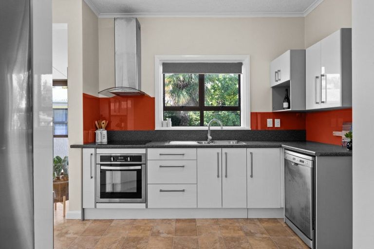 Photo of property in 10 Cassino Crescent, Onekawa, Napier, 4110