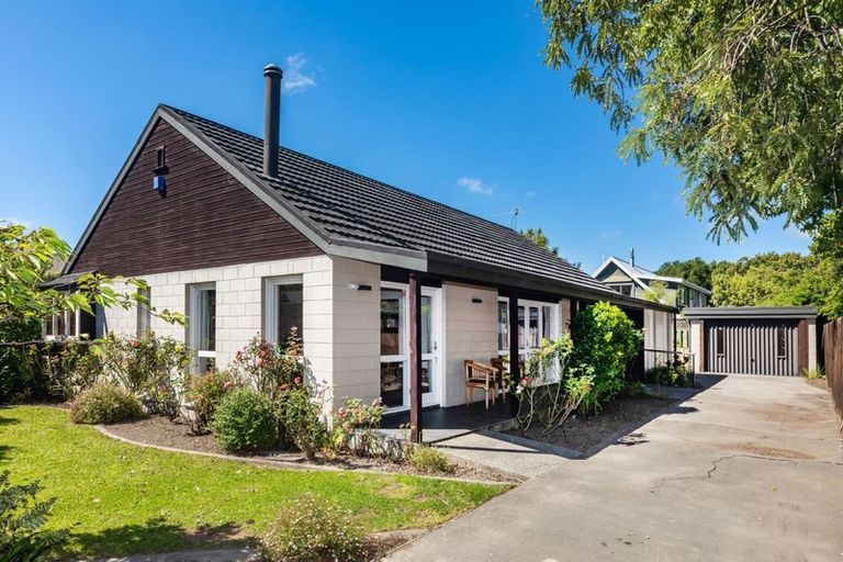 Photo of property in 113 Totara Street, Riccarton, Christchurch, 8041