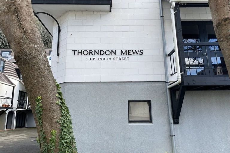 Photo of property in 24/10 Pitarua Street, Thorndon, Wellington, 6011